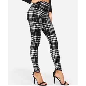 SheIn plaid skinny leggings